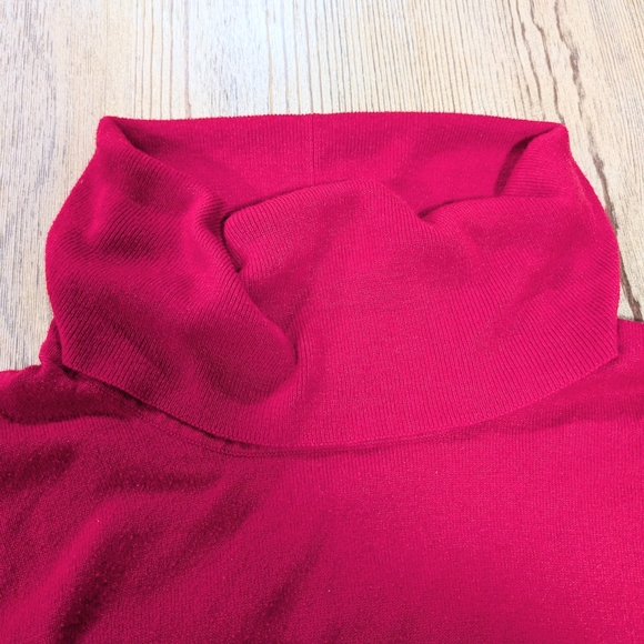Cozy Red Turtleneck Sweater Normcore Minimalist - Picture 5 of 8